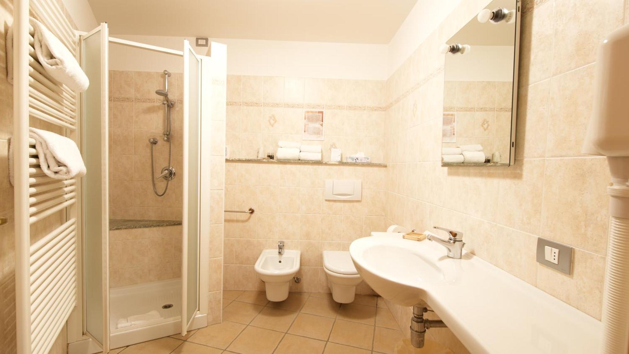Gressoney-la-Trinité Albergo Ristoro Sitten - 2300 Mt מראה חיצוני תמונה