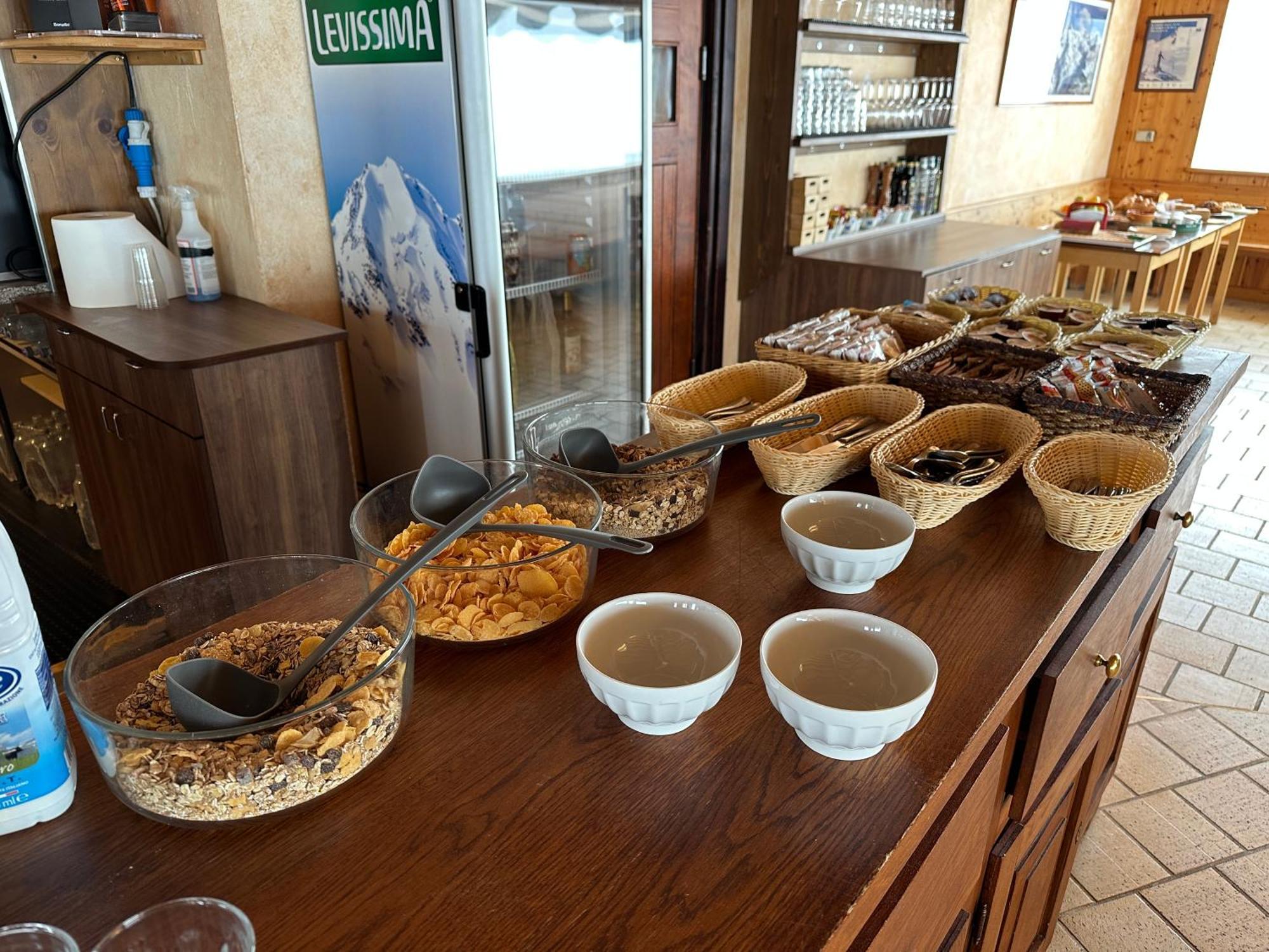 Gressoney-la-Trinité Albergo Ristoro Sitten - 2300 Mt מראה חיצוני תמונה