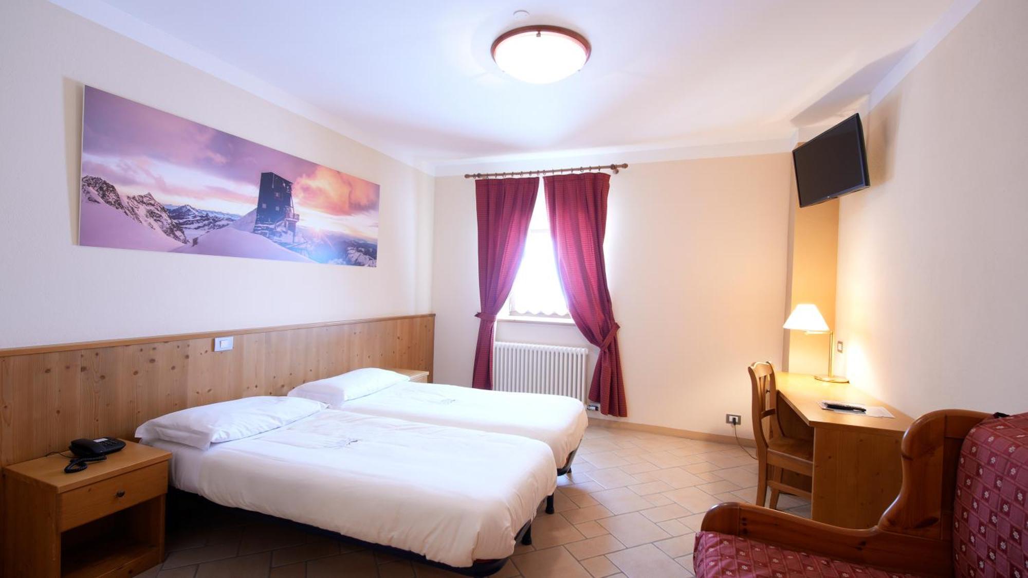 Gressoney-la-Trinité Albergo Ristoro Sitten - 2300 Mt מראה חיצוני תמונה