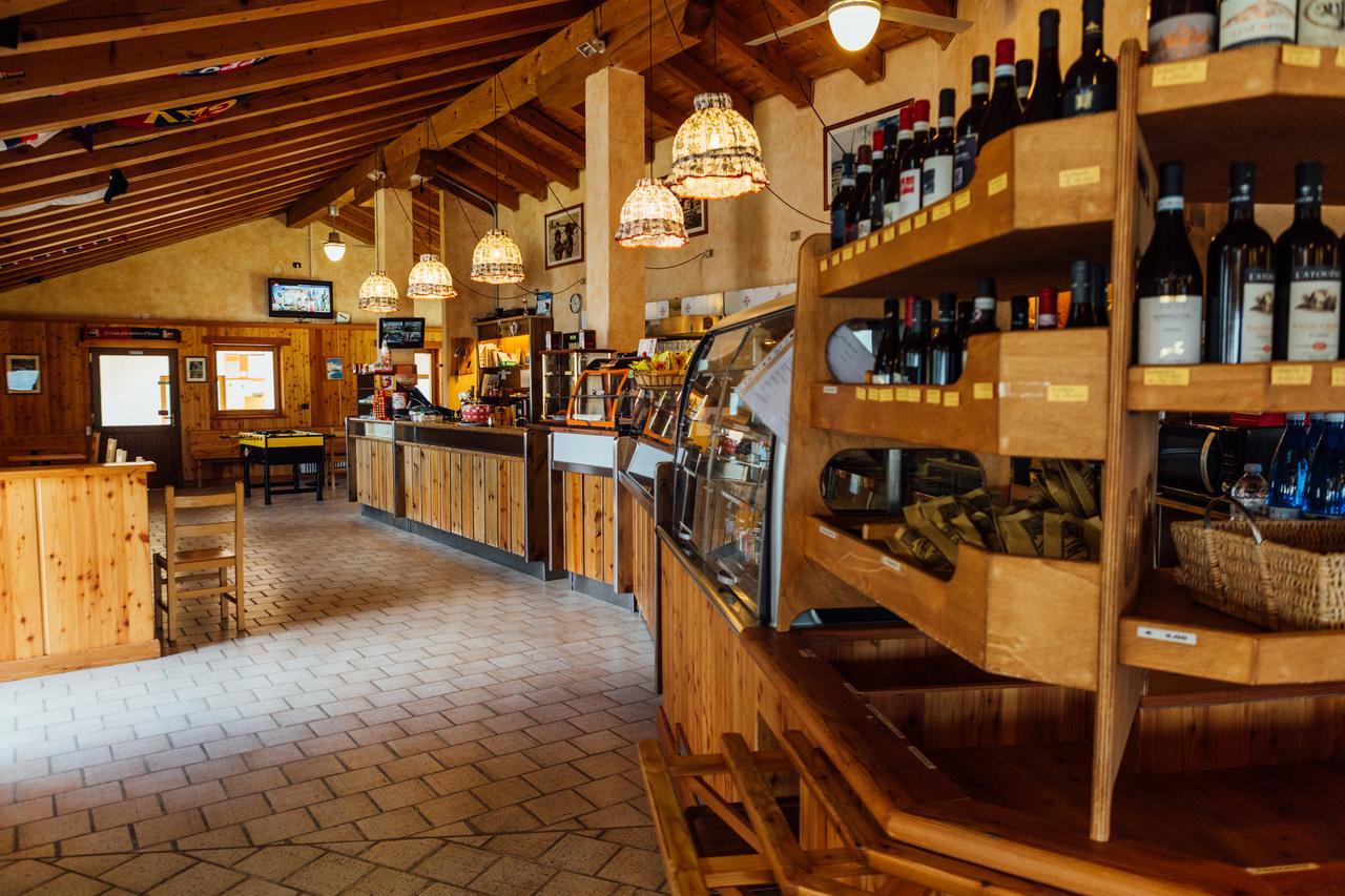 Gressoney-la-Trinité Albergo Ristoro Sitten - 2300 Mt מראה חיצוני תמונה